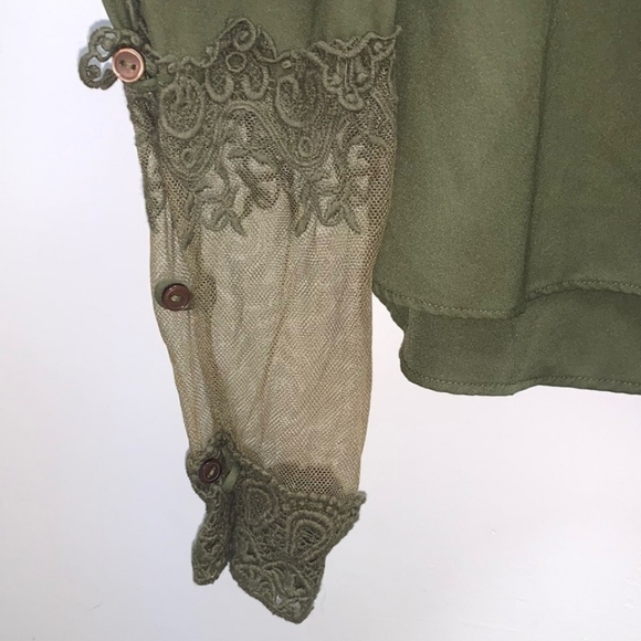 Walter Baker Olive 🫒 Green long sleeve top - Picture 4 of 4